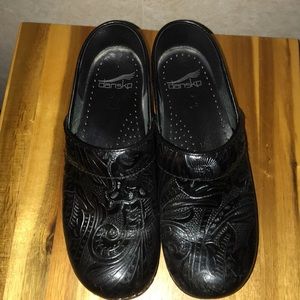 Dansko Clogs (37) size 6.5
